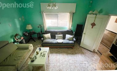 VENTA CASA AMPLIA Y LUMINOSA EN EL CORAZÓN DE MATADEROS