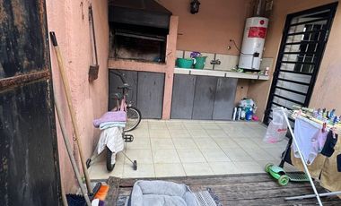 PH DE 3 AMBIENTES VENTA EN Mentruyt  766  (LOMAS DE ZAMORA)