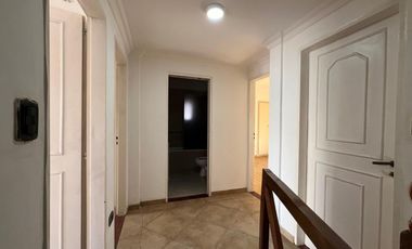 PH de 5 ambientes con dos cocheras en Venta en el centro de Wilde