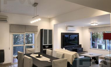 Casa en  venta -4 ambientes -desarrollada totalmente  en planta baja-country Banco Provincia