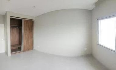 Casa en venta - 3 Dormitorios 4 Baños - Cocheras - 700Mts2 - El Rebenque, Presidente Perón, Guernica
