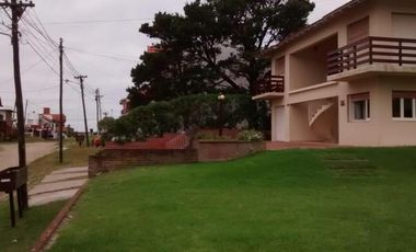 Venta - Departamento de 3 ambientes A 150 MTS DEL MAR - OSTENDE
