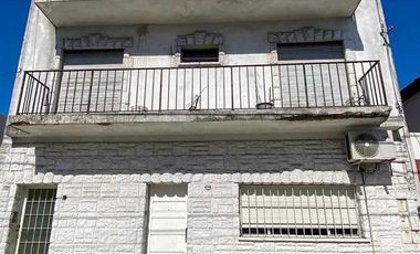PH en venta - 2 Dormitorios 3 Baños - 172Mts2 - Villa del Parque