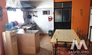 Casa - Venta -  Villa Dominico