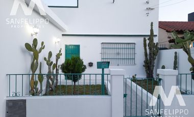 Casa - Venta -  Villa Dominico