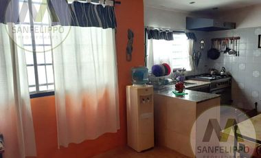 Casa - Venta -  Villa Dominico
