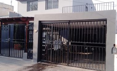 CASA 3 DORM + DPTO 2 DORM