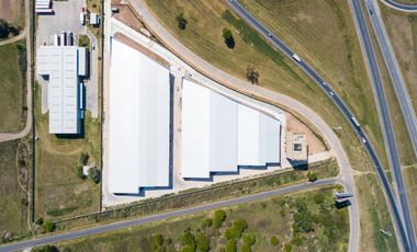 Oficina en Autopista BA y Circunvalación
