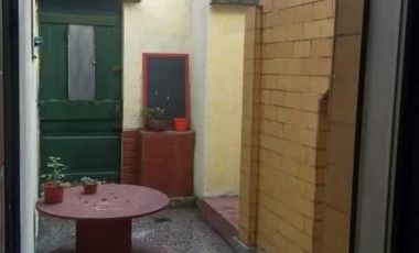 Casa en Venta - 3 dormitorios 1 baño - 80mts2  - Remedios De Escalada