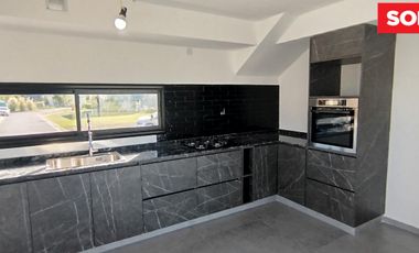 Casa en Venta Santa Elisa, Pilar del Este