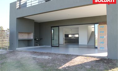 Casa en Venta Santa Elisa, Pilar del Este
