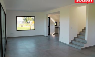 Casa en Venta Santa Elisa, Pilar del Este