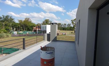Casa en Venta Santa Elisa, Pilar del Este