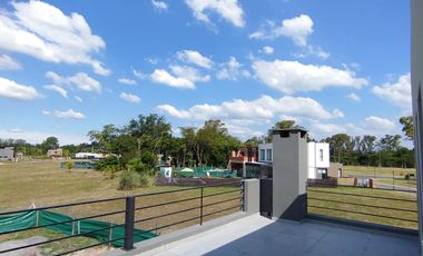 Casa en Venta Santa Elisa, Pilar del Este
