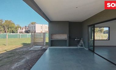 Casa en Venta Santa Elisa, Pilar del Este