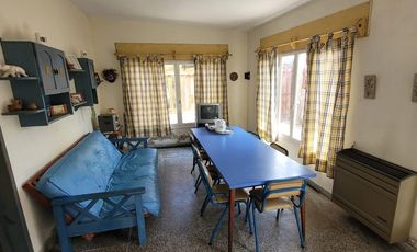 |CASA CON TODOS LOS SERVICIOS EN ZONA ALTA DE  MAR DE AJO|