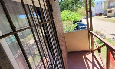 Hermoso Triplex c/amplio patio!!