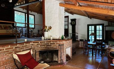 Casa en  venta en el Delta de Tigre con frente al Río Carapachay