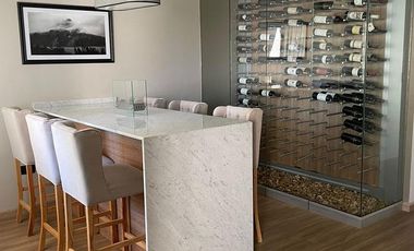 VENTA Casa de 270m2 con Habitaciones 4 y Pileta en el Barrio Rincón de Emilio - Neuquen