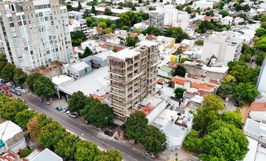 Departamento-venta 1 dormitorio-contrafrente-45  metros-Pozo -Avenida 7-La Plata