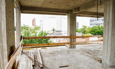 Departamento-venta 1 dormitorio-contrafrente-45  metros-Pozo -Avenida 7-La Plata