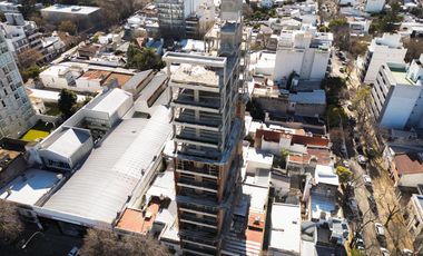 Departamento-venta 1 dormitorio-contrafrente-45  metros-Pozo -Avenida 7-La Plata