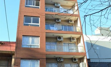 VENTA DEPARTAMENTO 2 AMBIENTES EN SAN MARTIN CON BALCON – CON RENTA