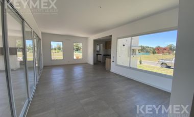 VENTA Casa a ESTRENAR en Los Cardales, Barrio Monet
