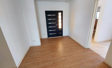 3 DORMITORIOS, PLAYROOM y SERVICIO. LOTE INTERNO.