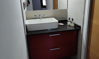 Venta Casa 2 dormitorios con cochera y jardín - Pueblo Esther