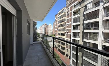 Oficina a metros del Río Paraná