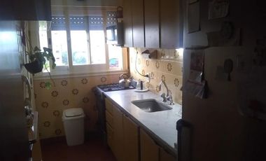 Departamento en venta - 2 Dormitorios 2 Baños - Cochera - 74Mts2 - Miramar