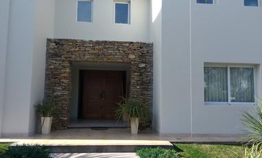 Casa Dalvian en Venta