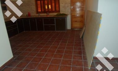 VENTA CASA 2 DORMI - Bº LOS CEREZOS 1 - PLOTTIER