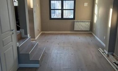 Triplex en Lomas de Zamora Oeste