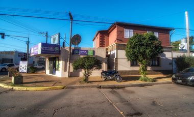 Casa en venta local comercial y departamento en Junin