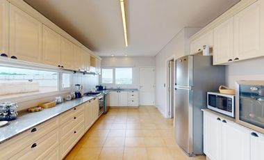 Departamento Penthouse  Frente al mar en venta en  Pinamar - Villa del Mar