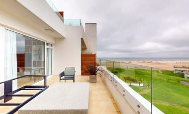 Departamento Penthouse  Frente al mar en venta en  Pinamar - Villa del Mar