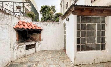 PH en venta - 4 Dormitorios 2 Baños - 162mts2 - La Plata