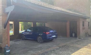 Casa en venta - 3 Dormitorios 3 Baños - Cochera - 2.000Mts2 - Escobar