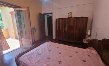 Fracción de 8800 metros sobre Av. Hipolito Yrigoyen, zona Cruce Varela