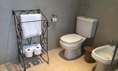 Venta Casa 5 Ambientes con Piscina en Costa Esmeralda.