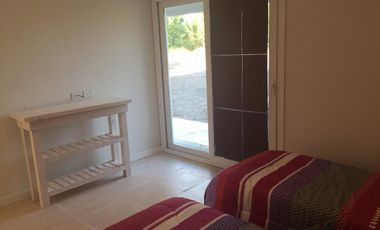 Venta Casa 5 Ambientes con Piscina en Costa Esmeralda.