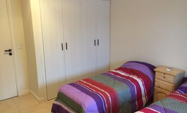 Venta Casa 5 Ambientes con Piscina en Costa Esmeralda.