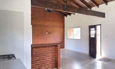 Venta Casa a estrenar - Lobos Salvador Maria- 2 habitaciones