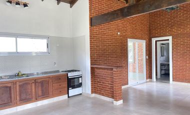 Venta Casa a estrenar - Lobos Salvador Maria- 2 habitaciones