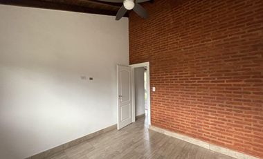 Venta Casa a estrenar - Lobos Salvador Maria- 2 habitaciones