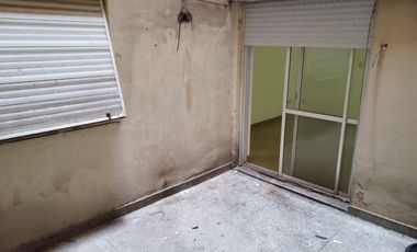 Departamento en La Boca con Patio