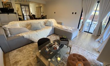 VENTA CASA DE CALIDAD 2 DORMITORIOS CON PILETA EN PUNTA CHACRA
