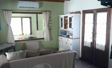 Casa en venta - 2 Dormitorios 2 Baños - 450Mts2 - Miramar